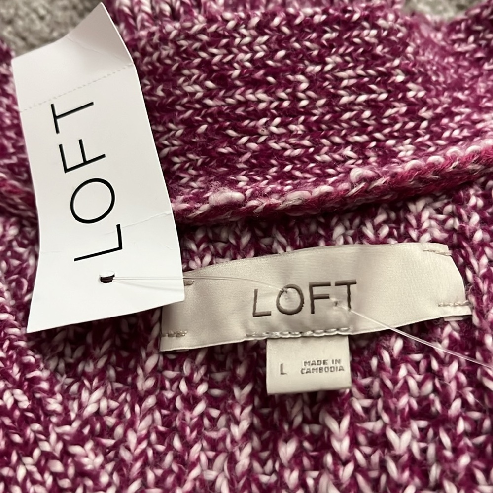 LOFT Marled Ribbed V-Neck Sweater - Picture 8 of 9